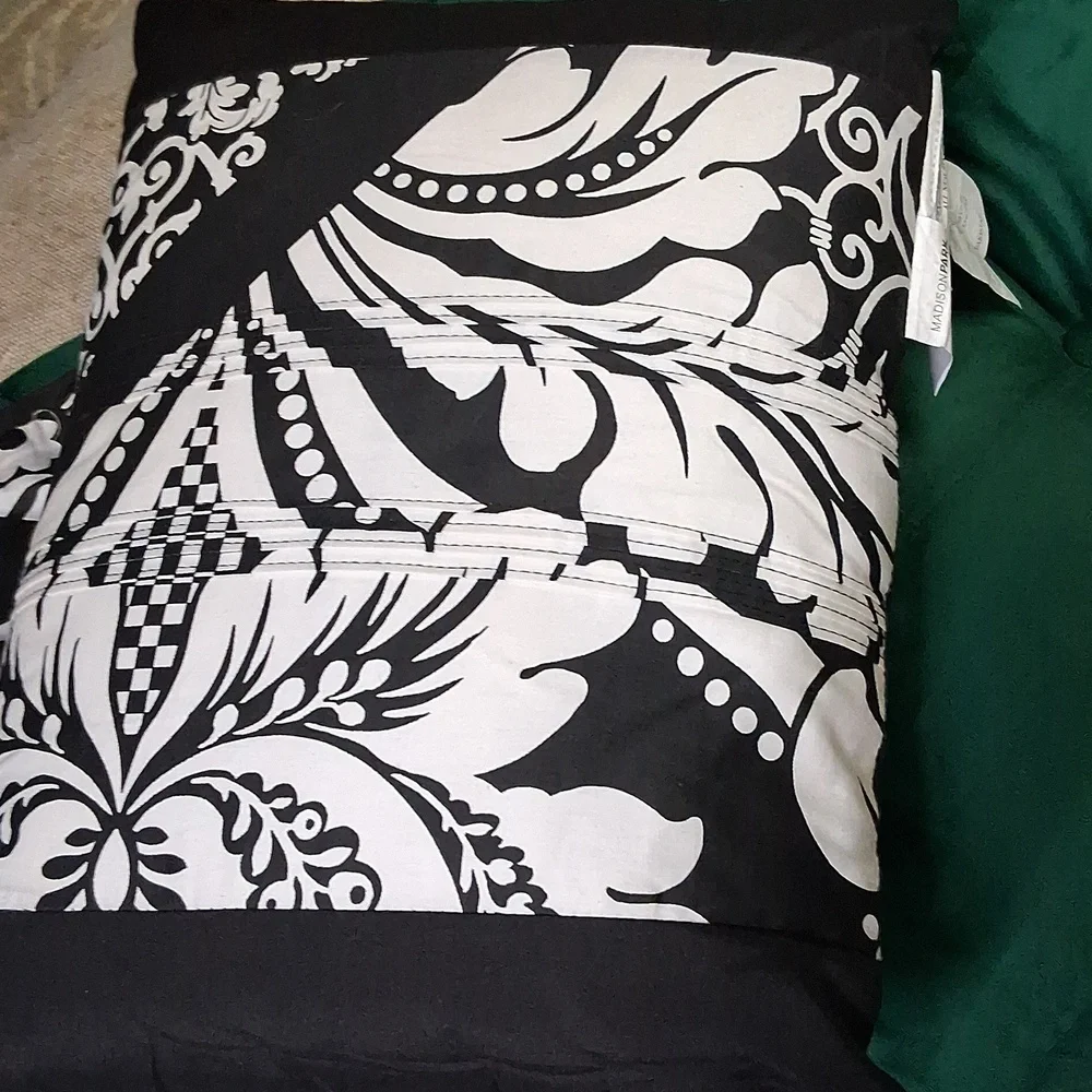 Madison Park Reversible Coverlet Set Black: Damask, OEKO-TEX Certified